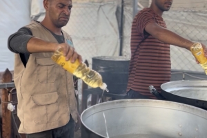 Han Yunus’ta 1000 Kişiye Sıcak Yemek İkramı