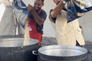 Han Yunus’ta 1000 Kişiye Sıcak Yemek İkramı