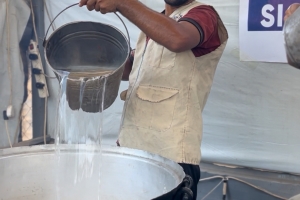 Han Yunus’ta 500 Kişiye Sıcak Yemek İkramı