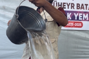 Han Yunus’ta 500 Kişiye Sıcak Yemek İkramı