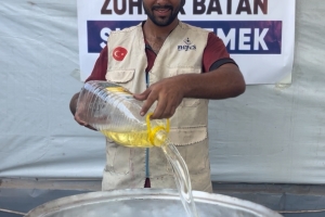 Han Yunus’ta 500 Kişiye Sıcak Yemek İkramı