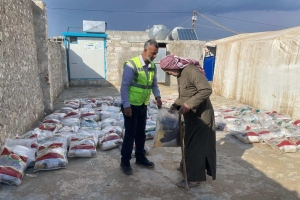 YARDIM KOLİLERİMİZ SURİYE'DEYİZ