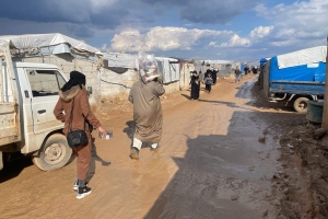 YARDIM KOLİLERİMİZ SURİYE'DEYİZ