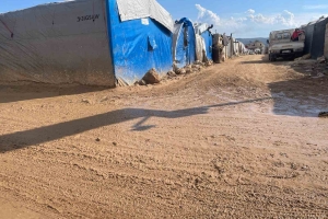 YARDIM KOLİLERİMİZ SURİYE'DEYİZ